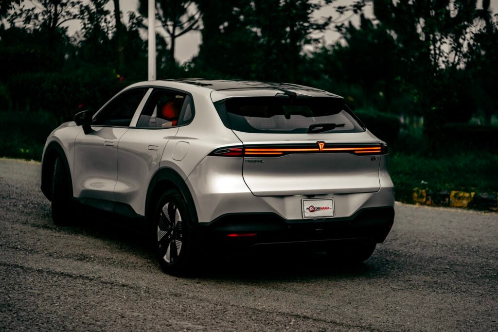 Deepal S05 Reev Rear Angle
