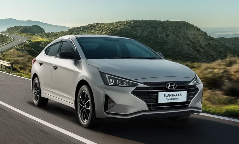 ELANTRA 1.6 Special Edition Display Units