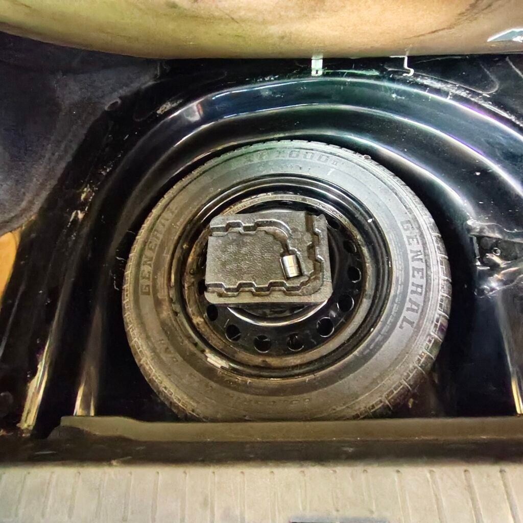 Spare Wheel inside the trunk
