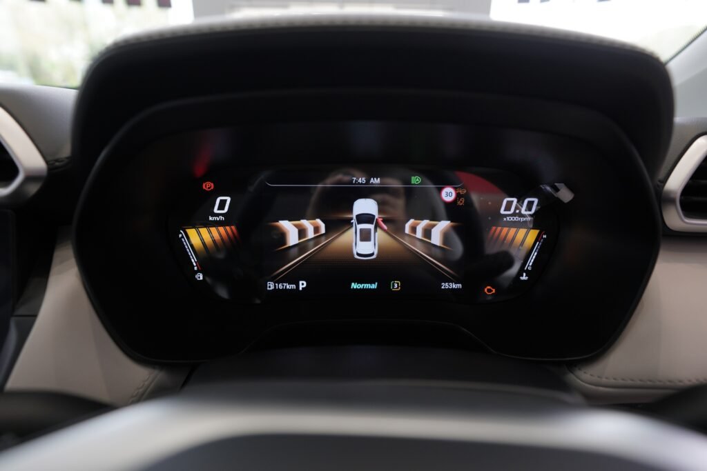 MG ZS Hybrid+ Driver Instrument Cluster Screen